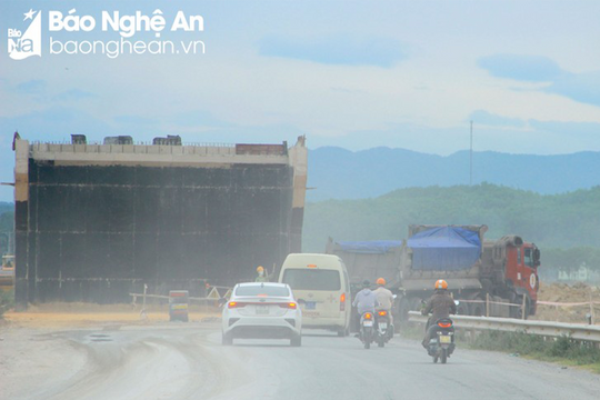 Nhiều điểm giao nhau trên cao tốc Bắc - Nam có nguy cơ mất an toàn giao thông