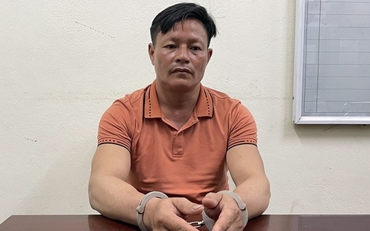 Lâm tặc bị bắt sau 21 năm thay tên đổi họ trốn truy nã