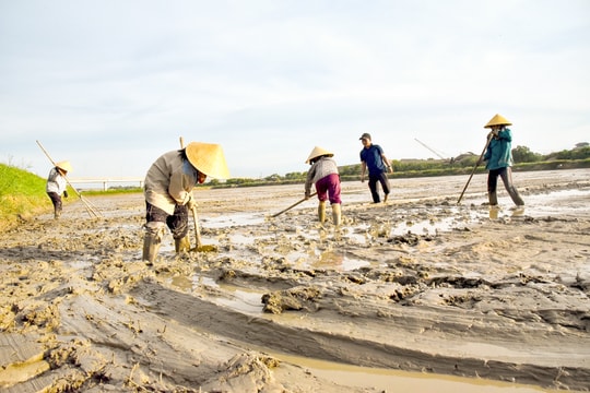 8X Nghệ An bỏ tiền tỷ 'làm nhà' cho 'lộc trời' sinh sôi