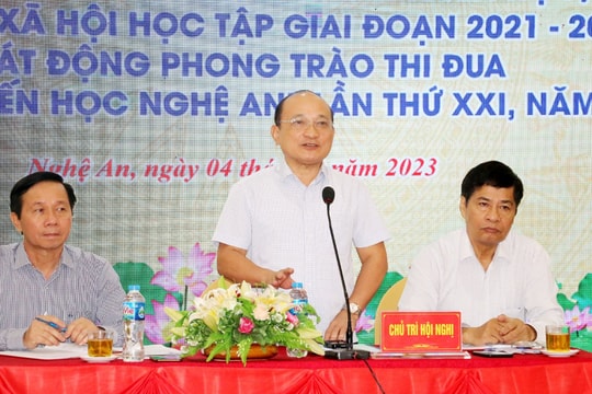 Hội Khuyến học tỉnh khảo sát trên 6.000 học sinh có hoàn cảnh khó khăn để kêu gọi hỗ trợ, trao học bổng