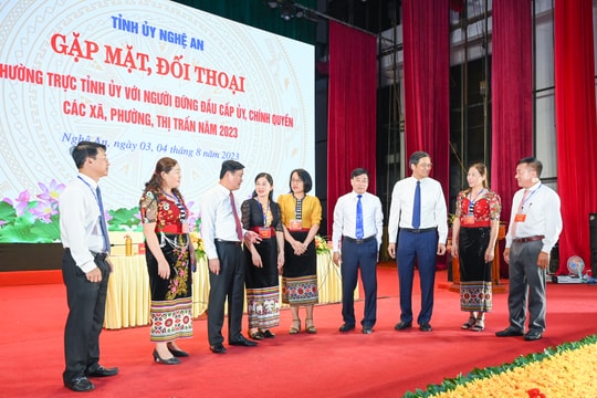 Bí thư Tỉnh ủy Nghệ An nêu 3 câu hỏi với các cán bộ chủ chốt cấp xã