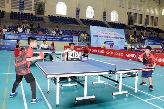 Hơn 150 vận động viên tham dự Giải Bóng bàn lứa tuổi trẻ các câu lạc bộ tỉnh Nghệ An năm 2023