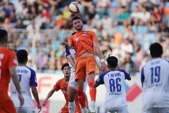 Dư âm chiến thắng trên sân Hòa Xuân của Sông Lam Nghệ An