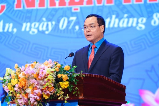 Xây dựng tổ chức Công đoàn Nghệ An vững mạnh, xứng đáng là thủ lĩnh của đoàn viên, người lao động