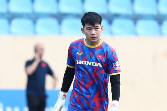 Thủ môn Nguyễn Văn Việt: Được ra sân tại V.League giúp tôi tự tin hơn khi lên U23 Việt Nam