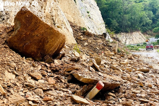 Thủ tướng Chính phủ chỉ đạo tập trung phòng, chống, giảm thiệt hại do sạt lở đất, bờ sông, bờ biển và lũ quét