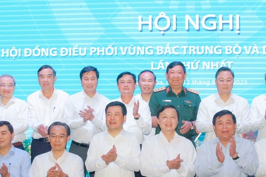 Điểm tin ngày 12/8