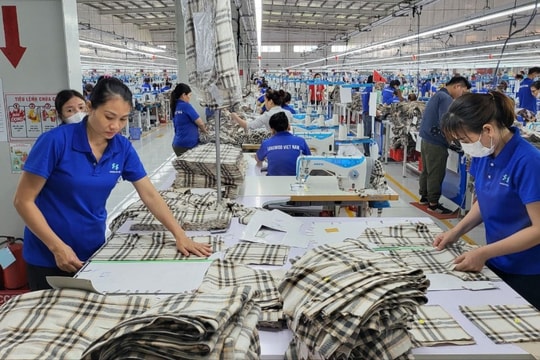 Khó khăn bủa vây, 'sức khỏe' của cộng đồng doanh nghiệp là thách thức cho mục tiêu tăng trưởng 