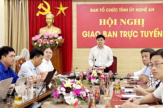 Tiếp tục nghiên cứu bổ sung xây dựng bộ máy các cơ quan chuyên trách tham mưu giúp việc tỉnh ủy, thành ủy