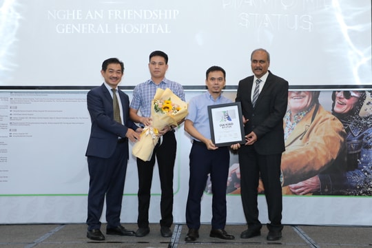 Bệnh viện Hữu nghị Đa khoa Nghệ An vinh dự nhận Giải thưởng Kim cương của Tổ chức Đột quỵ thế giới lần thứ 2 liên tiếp