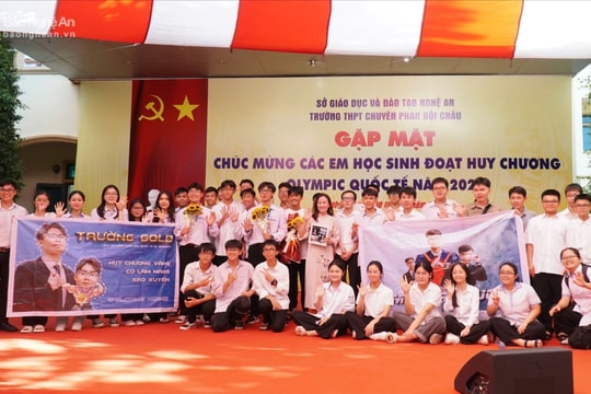 Chi tiết danh sách giáo viên và học sinh giỏi được tuyên dương