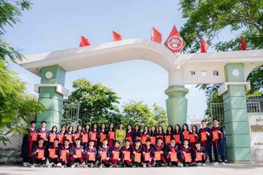 52 học sinh Nghệ An đạt điểm cao tại Kỳ thi tốt nghiệp THPT 2023 được thưởng gần 750 triệu đồng 