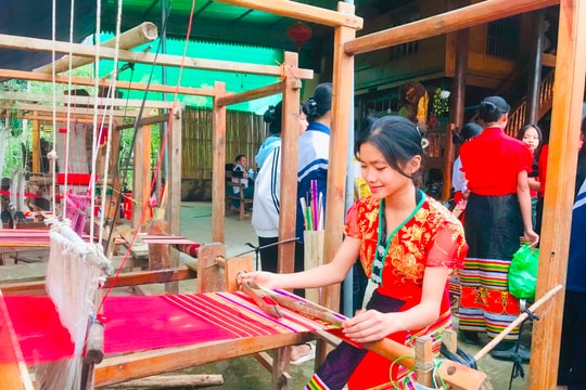 Xã Tiên Kỳ hỗ trợ nhân dân vay vốn phát triển du lịch Homestay