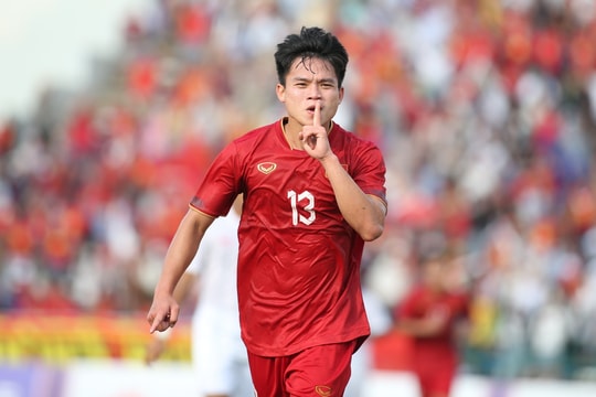 Hai cầu thủ Sông Lam Nghệ An được triệu tập lên U23 Việt Nam tham dự vòng loại U23 Châu Á