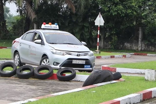 Bộ Giao thông Vận tải trả lời về bất cập sát hạch cấp giấy phép lái xe