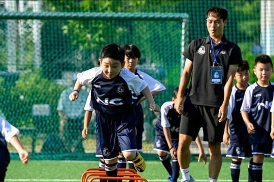 Văn Toàn bất ngờ xuất hiện với vị trí huấn luyện viên ở Hàn Quốc; Viettel FC thâu tóm nhiều giải thưởng trước trận hạ màn V-League 2023