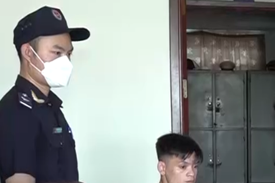 Bắt 3 đối tượng vận chuyển 1 bánh heroin