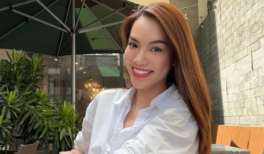 Nhan sắc đời thường của nữ kiến trúc sư đăng quang Hoa hậu Hòa bình Việt Nam