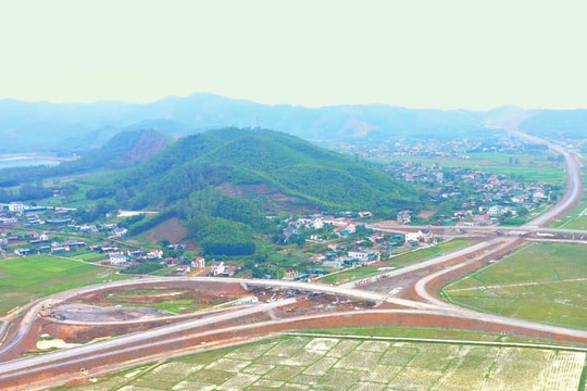 Phương tiện lưu thông qua cao tốc Bắc - Nam đoạn Nghi Sơn - Diễn Châu như thế nào?