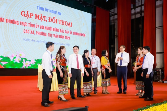 Thường trực Tỉnh ủy giao Ban Tổ chức Tỉnh ủy nghiên cứu, tham mưu ban hành quy định thí điểm điều động cán bộ cấp sở, ngành về tăng cường ở cấp xã