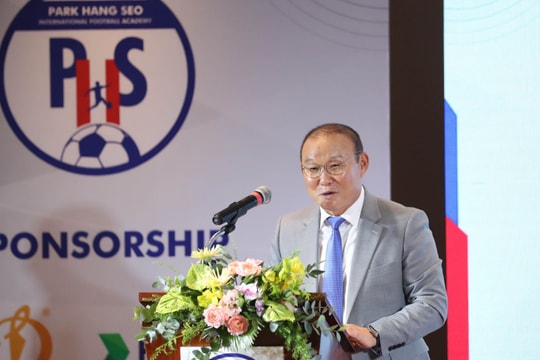 Huấn luyện viên Park Hang-seo ra mắt Học viện Bóng đá quốc tế tại Việt Nam