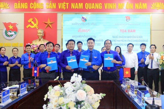 Không ngừng vun đắp mối quan hệ đoàn kết hữu nghị giữa hai dân tộc Việt Nam- Lào