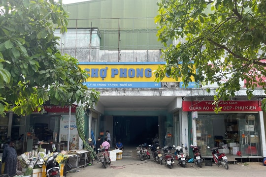 Đến lượt chợ Phong Toàn tại thành phố Vinh 'kêu' về giá thuê đất