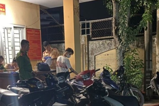 36 thanh, thiếu niên vi phạm giao thông ở TP. Vinh bị xử lý trong ngày đầu nghỉ lễ