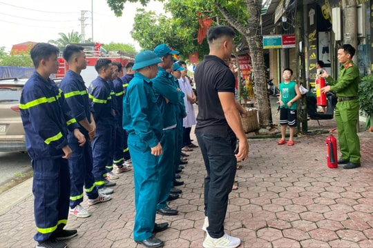 Nhân rộng mô hình 'Nhà tôi có bình chữa cháy'