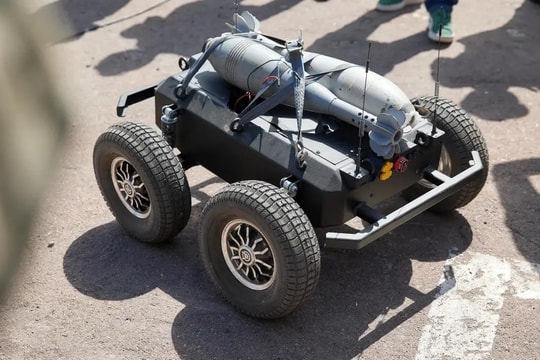 Ukraine trình làng loạt robot tấn công mới với nhiều chức năng khác nhau
