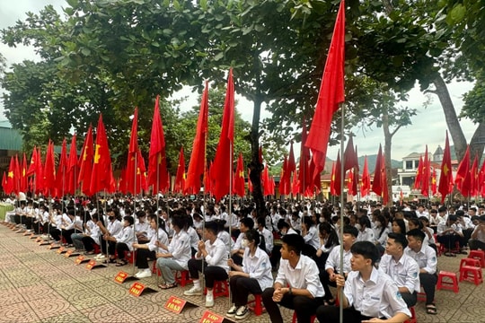 Hơn 1.530 trường học ở Nghệ An tưng bừng khai giảng năm học mới 2023 - 2024