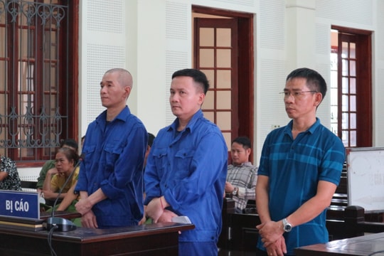 Người đàn ông ở Nghệ An lừa bán đất đấu giá, lừa tách bìa chiếm đoạt hơn 7 tỷ đồng