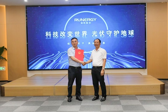 Đoàn công tác tỉnh Nghệ An thăm và làm việc với Tập đoàn Runergy tại tỉnh Giang Tô, Trung Quốc