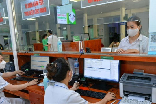 Người đang hưởng Bảo hiểm xã hội hằng tháng cập nhật thông tin theo căn cước công dân khi đi khám, chữa bệnh bằng Bảo hiểm y tế