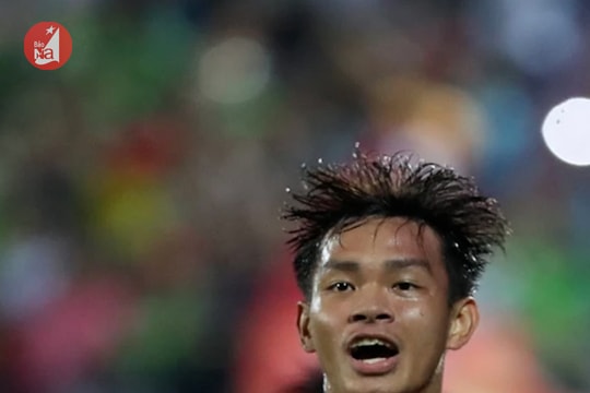 Hậu vệ Hồ Văn Cường được huấn luyện viên Troussier đánh giá cao sau trận thắng Yemen