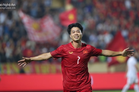 Công Phượng tỏa sáng, tuyển Việt Nam thắng thuyết phục Palestine