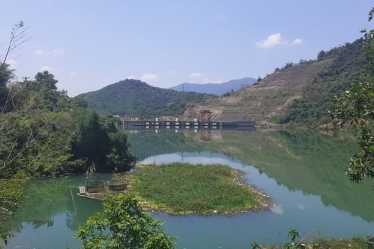 Bất cập quanh việc bồi thường cho những hộ bị ảnh hưởng bởi Thủy điện Khe Bố