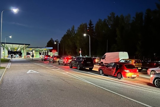 Nga khuyến cáo công dân không đi ô tô tới quốc gia trong Liên minh châu Âu