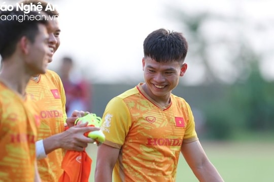 Thấy gì từ việc Sông Lam Nghệ An cho mượn Hồ Văn Cường?