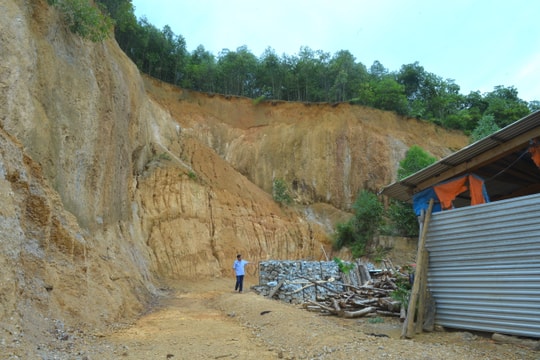 Nghệ An có 274 điểm sạt lở núi, nguy cơ ảnh hưởng trên 3.000 hộ dân 