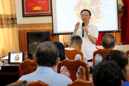 Tư vấn chăm sóc sức khỏe cho người cao tuổi thị xã Cửa Lò