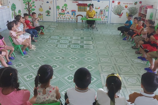 Hàng nghìn giáo viên hợp đồng ở Nghệ An được vào biên chế