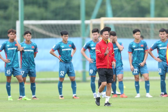 HLV Hoàng Anh Tuấn: Nếu được chọn, tôi sẽ chọn Quế Ngọc Hải cho tuyển Olympia Việt Nam