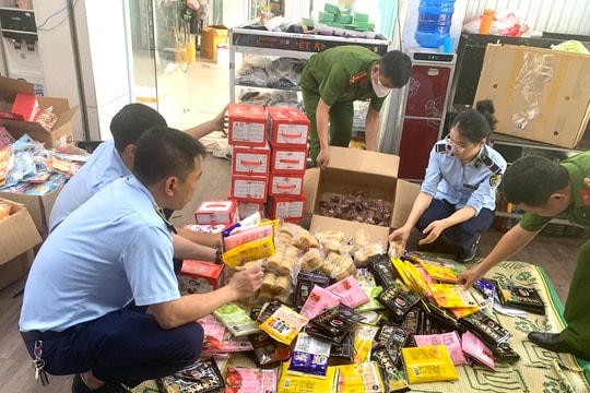 Xử phạt 2 cơ sở kinh doanh bánh Trung thu ở TP Vinh 35 triệu đồng 