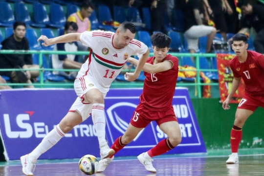 Cầu thủ trẻ của ĐT futsal Việt Nam bị ‘ngộp’ khi đấu với Hungary; Olympic Việt Nam sẵn sàng cho trận ra quân gặp Olympic Mông Cổ