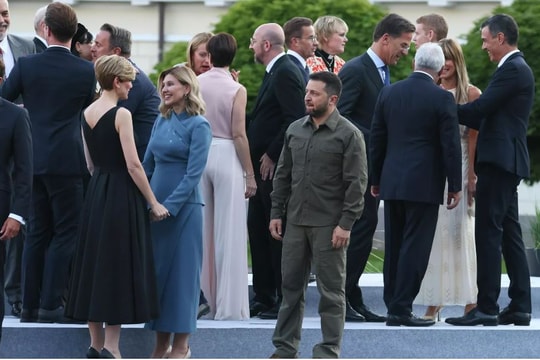 Chuyên gia phân tích CIA nêu nguyên nhân khiến Tổng thống Zelensky tuyệt vọng