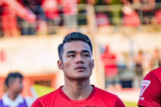 Cựu cầu thủ Sông Lam Nghệ An giã từ sân cỏ