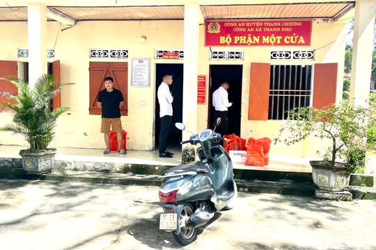 Nở rộ chiêu mạo danh 'học trò cũ thành đạt' đi tặng quà, lừa cựu giáo viên ở Nghệ An