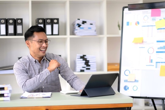 Khách hàng doanh nghiệp nhận Combo phí ưu đãi tại BAC A BANK 