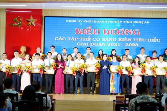 Đảng uỷ Khối Doanh nghiệp biểu dương 26 tập thể, 15 cá nhân có sáng kiến tiêu biểu